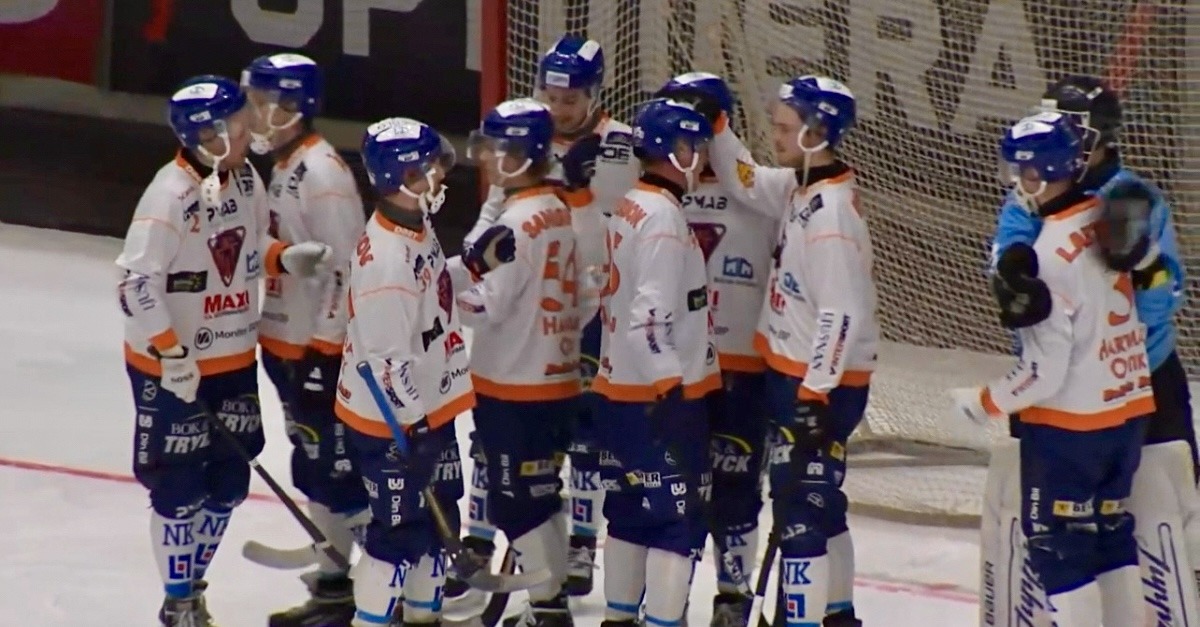 Bollnäs bandy, Bollnäs Sandviken, Bollnäs kvartsfinal mot Edsbyn